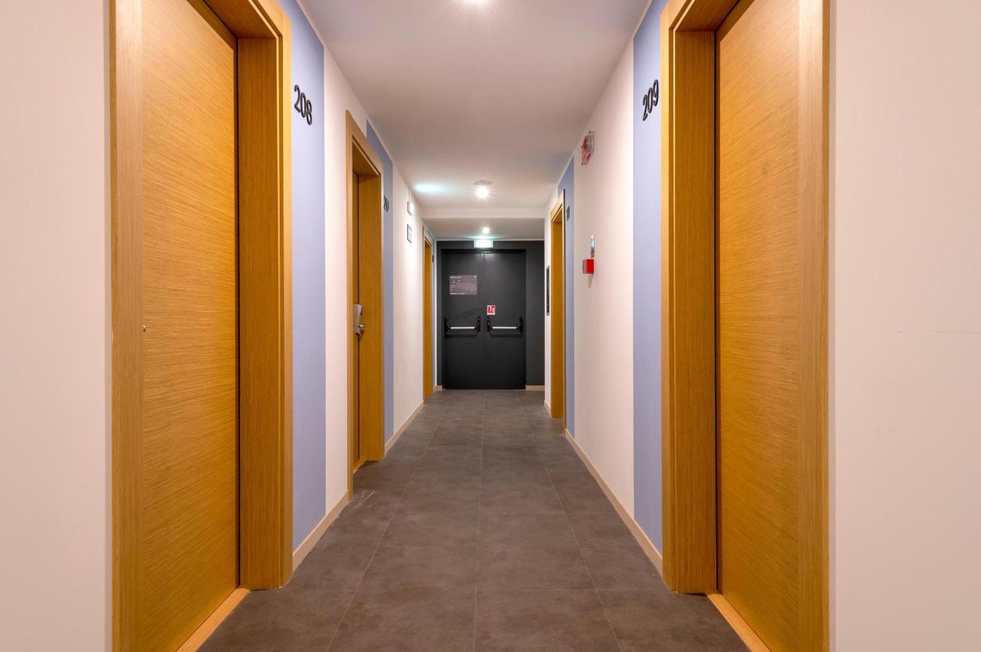 B&B Hotel Сасари Екстериор снимка