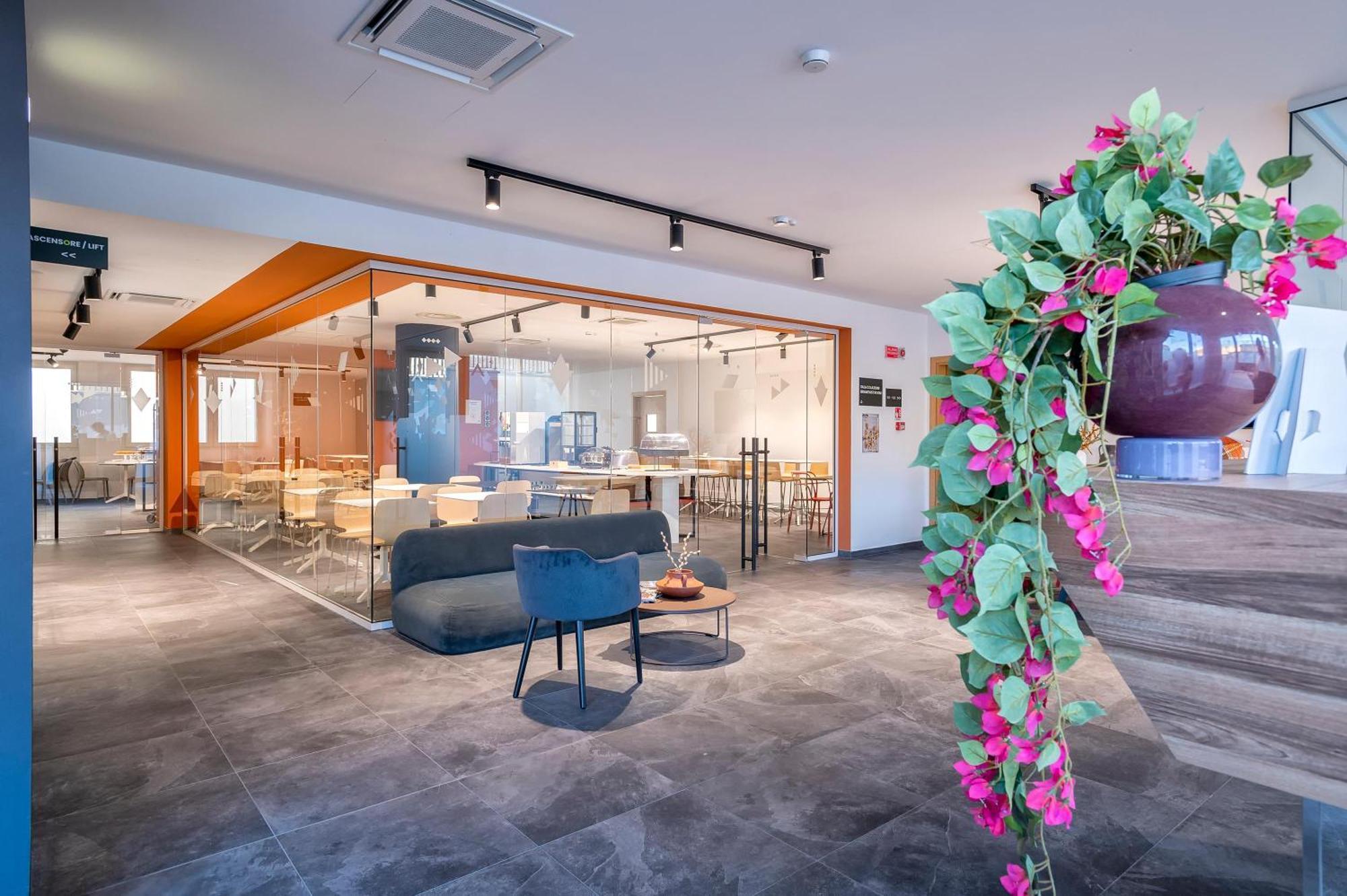 B&B Hotel Сасари Екстериор снимка