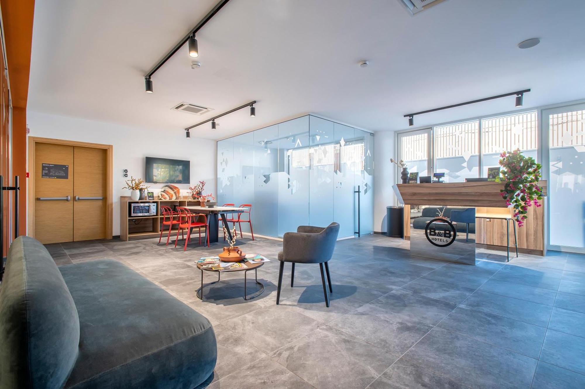B&B Hotel Сасари Екстериор снимка